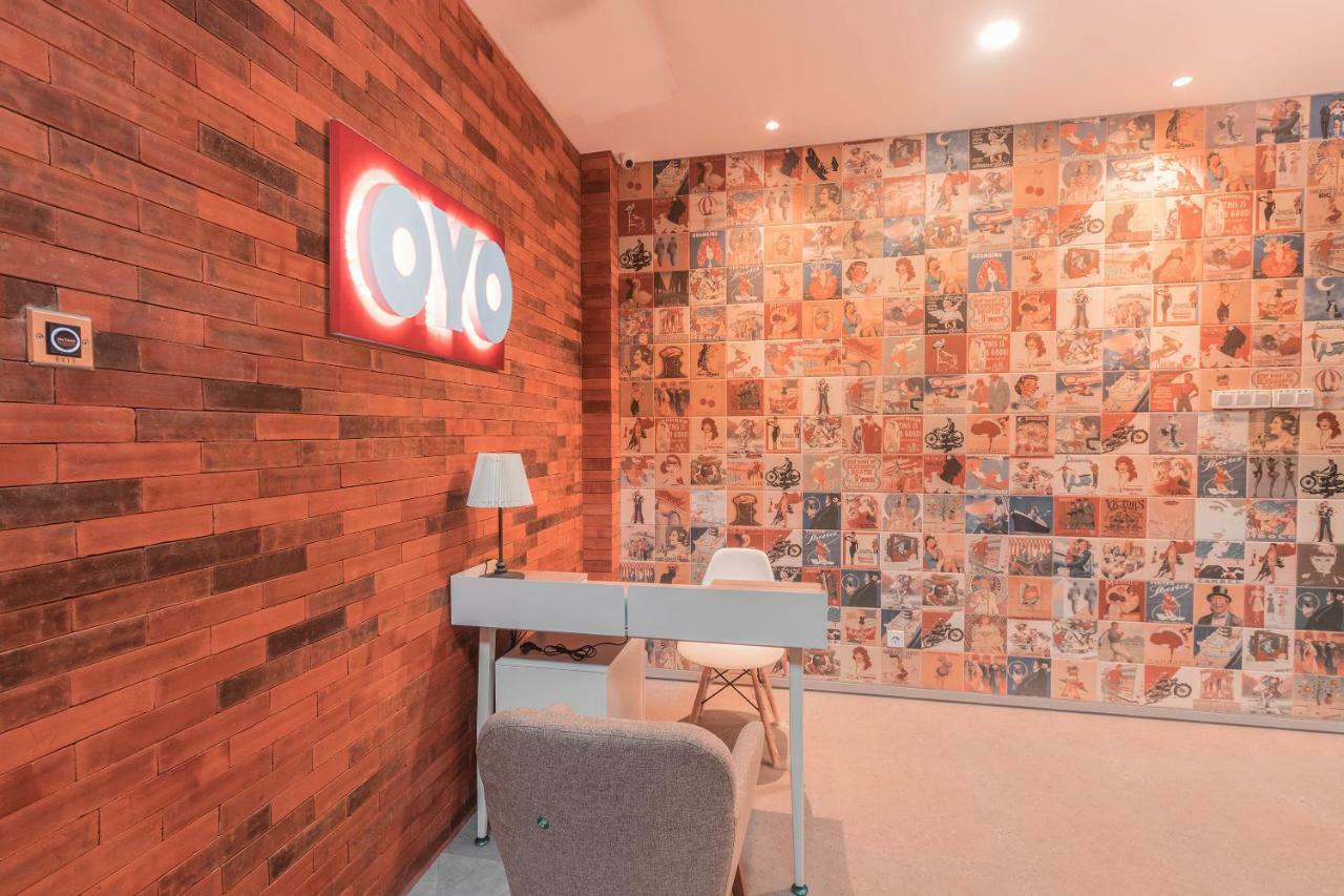 Oyo 780 Acg House Kalibata Syariah Hotel Jakarta Buitenkant foto
